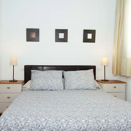 Playa Blanca Sleeps 6 Air Con Wifi * Playa Blanca (Lanzarote)