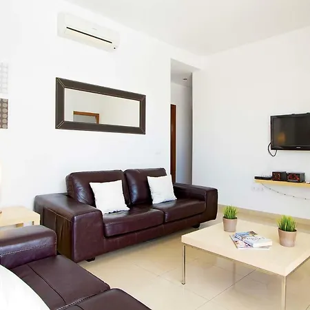 Playa Blanca Sleeps 6 Air Con Wifi Playa Blanca (Lanzarote)