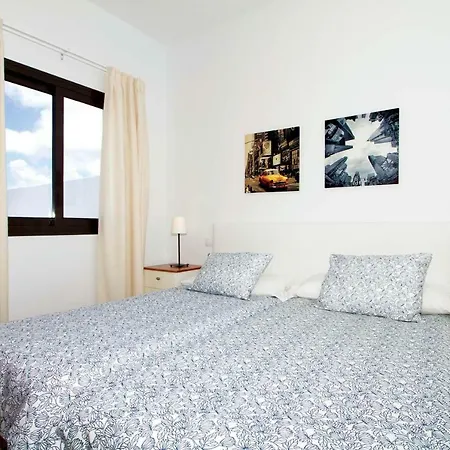 Playa Blanca Sleeps 6 Air Con Wifi Villa Playa Blanca (Lanzarote)